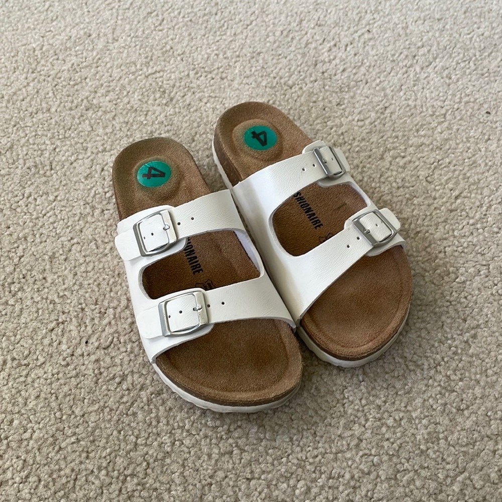 Like New! Cushionaire Lane Cork Sandal